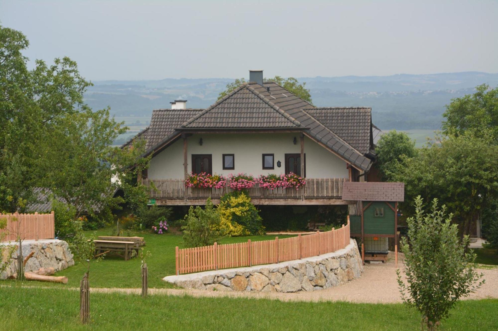 Villa Bio-Bauernhof Haunschmid Ardagger Markt Exterior foto